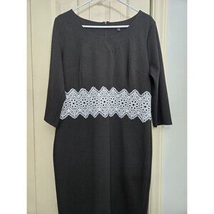 Black Sami & Jo Dress With White Lace Waist Accent 3/4 Sleeves Size 14 Polyester